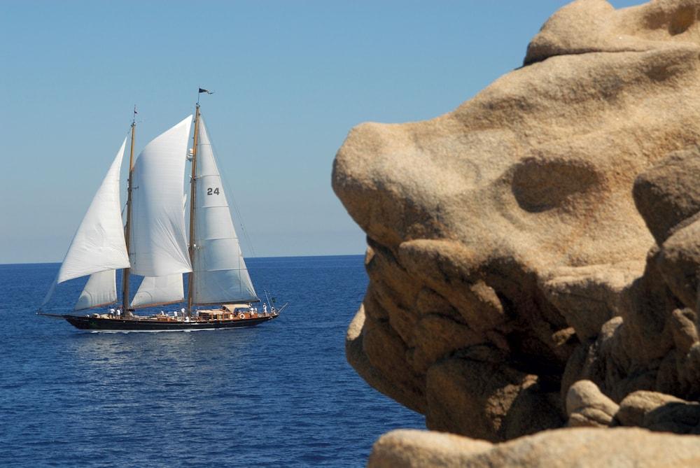 Colonna Country Club Hotel Porto Cervo Buitenkant foto